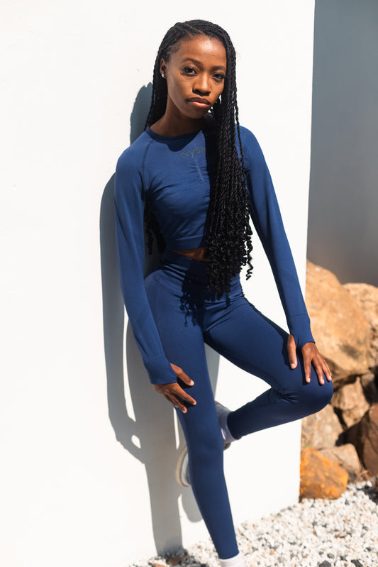 ScrunchLift Crop Long Tee - Navy